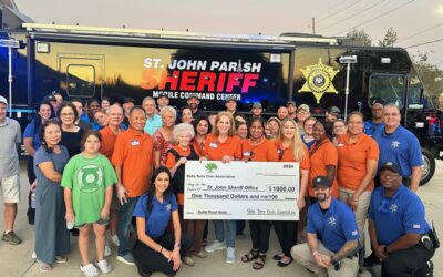 Residents Donate Bullet Proof Vest To SJSO During Night Out Against Crime